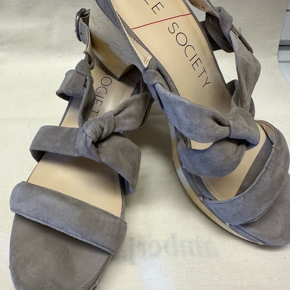 Sole Society Gray Suede Sandals